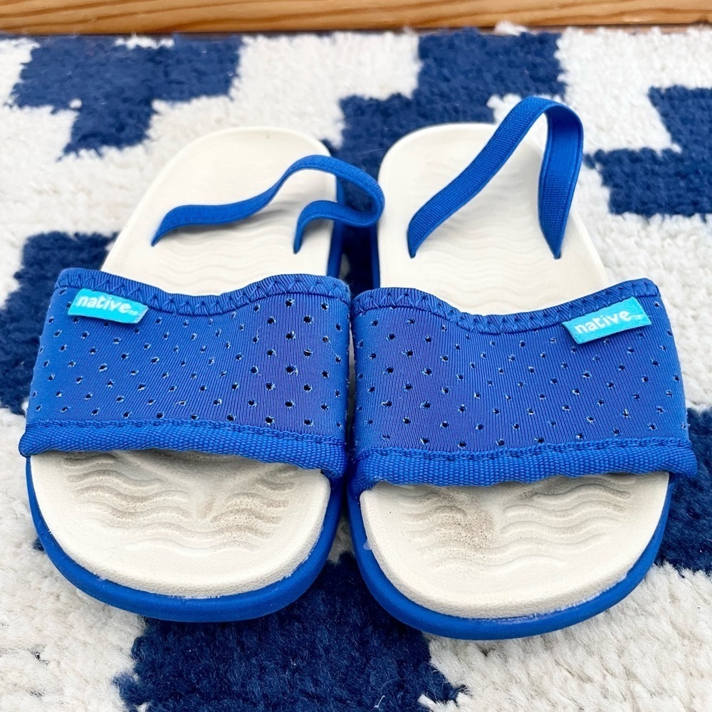 SOLD - Native Sandals | Size 8 - Picture 2 of 5